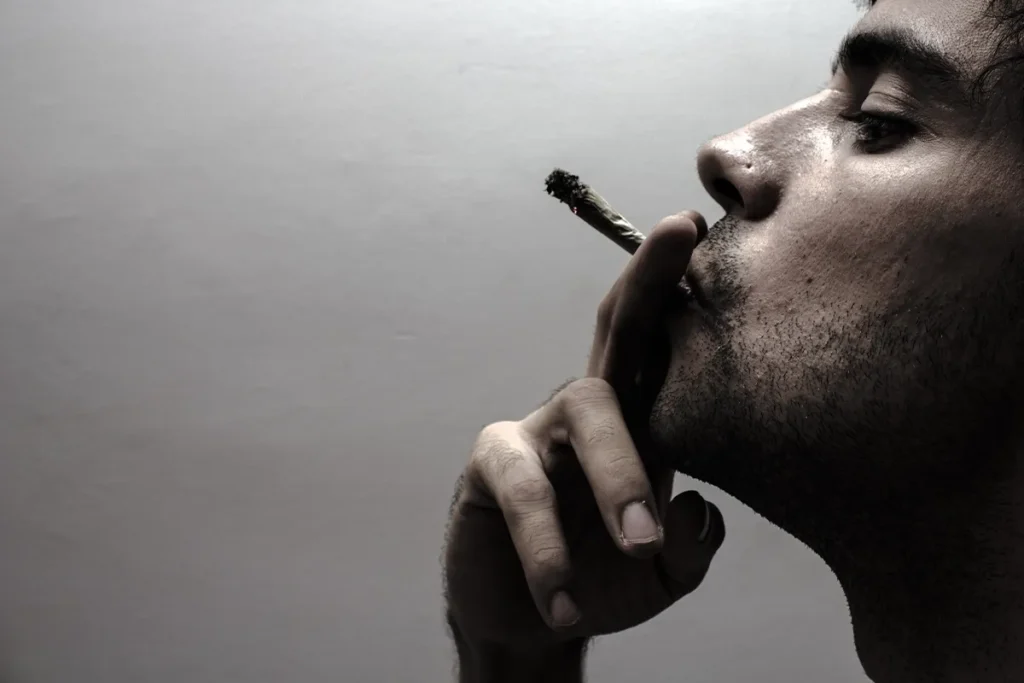 Best Way To Give Up Smoking Weed: Easy Help